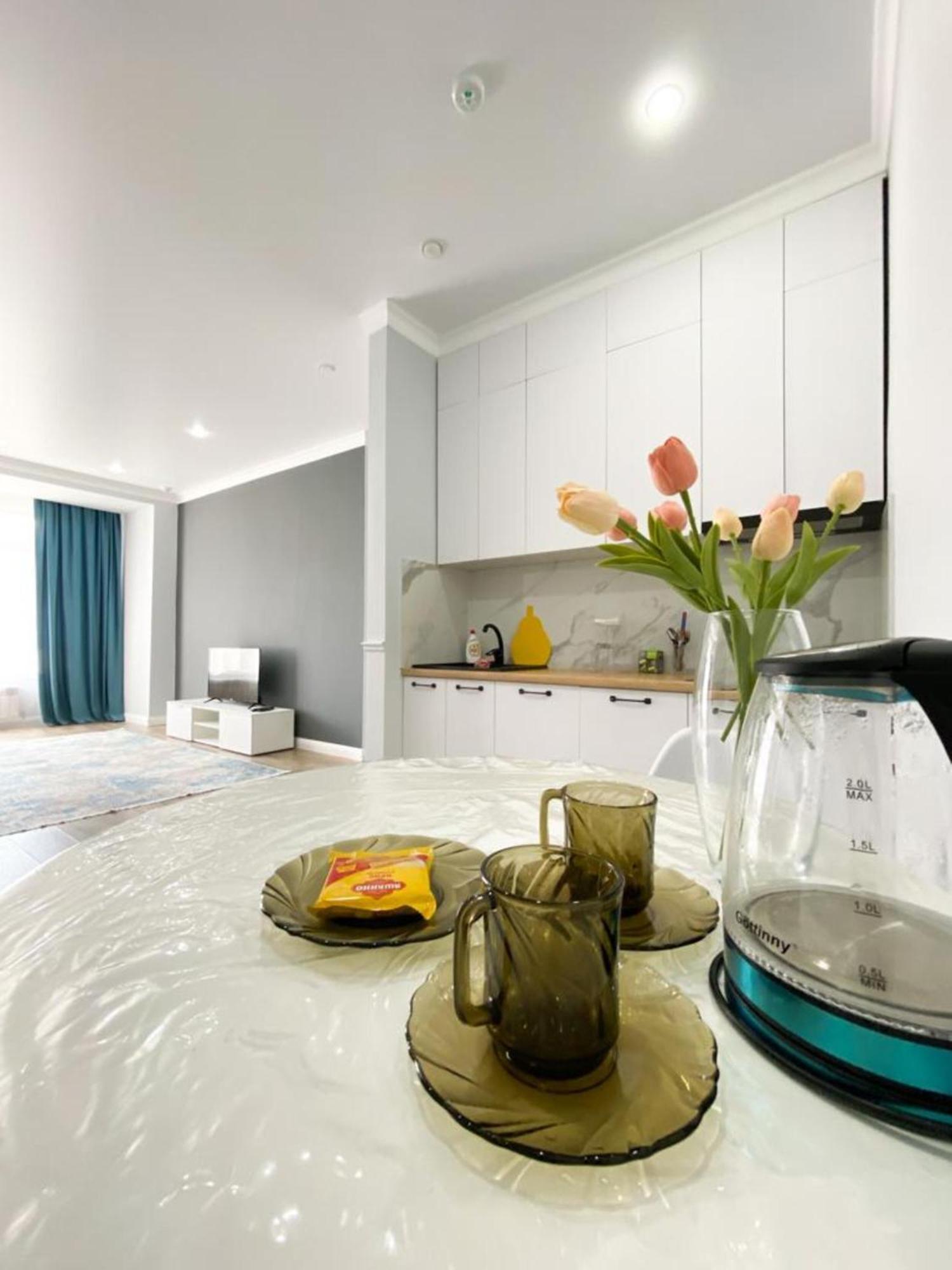 Highvill Ishim 412 Apartment Astana Bagian luar foto
